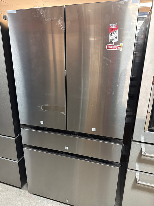 Réfrigérateur à 4 portes 28,8 pi³ 36 po avec distributeur d'eau de Samsung (RF29BB8600QLAA) - Acier inoxydable