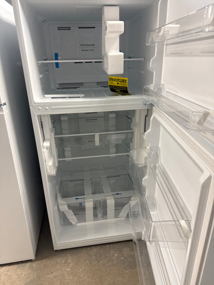 Frigidaire Réfrigérateur à congélateur supérieur, 22 pi³, blanc FRTE2246AW
