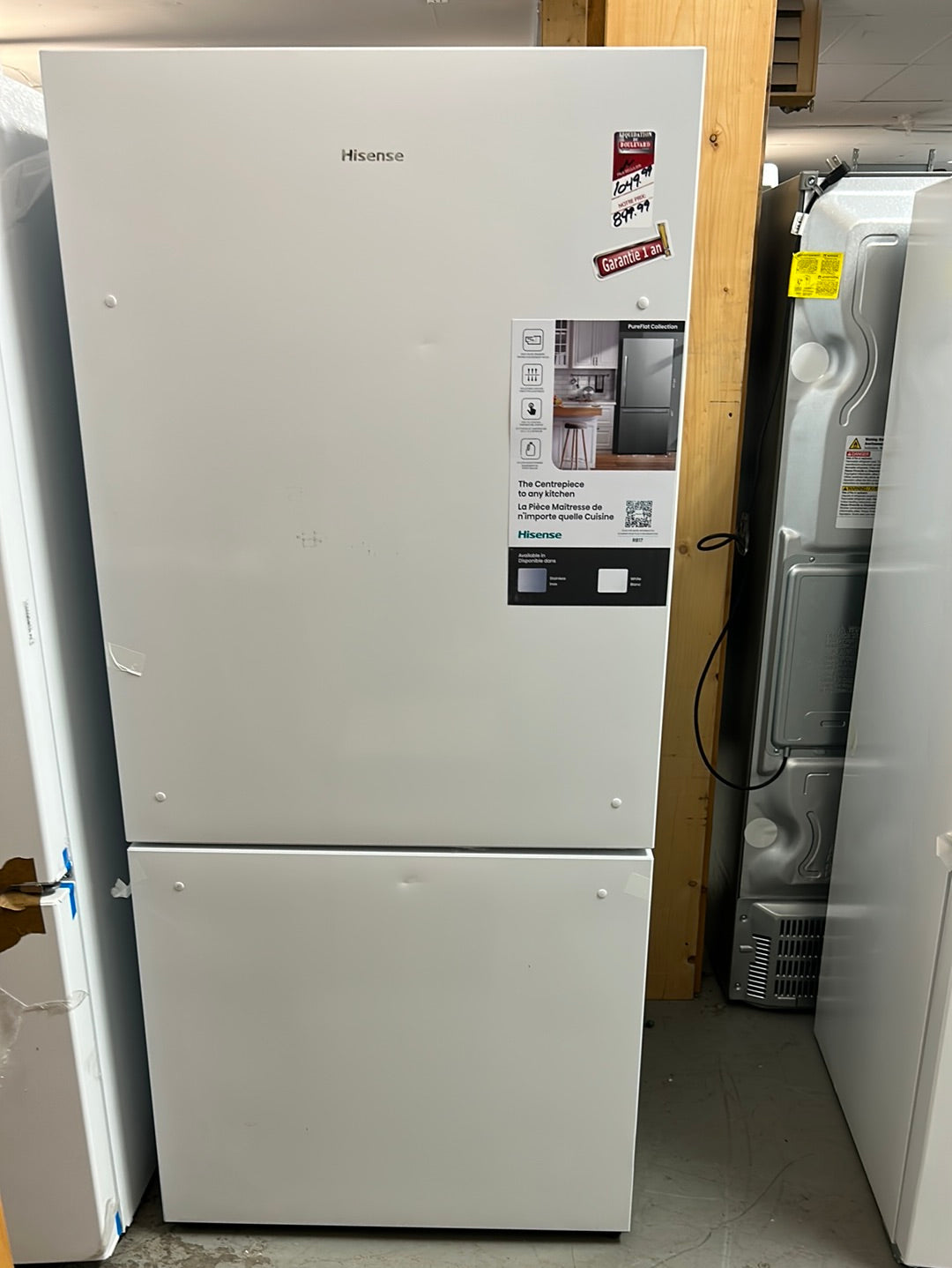 Réfrigérateur à congélateur en bas 17.2 pi3 Hisense RB17A2CWE