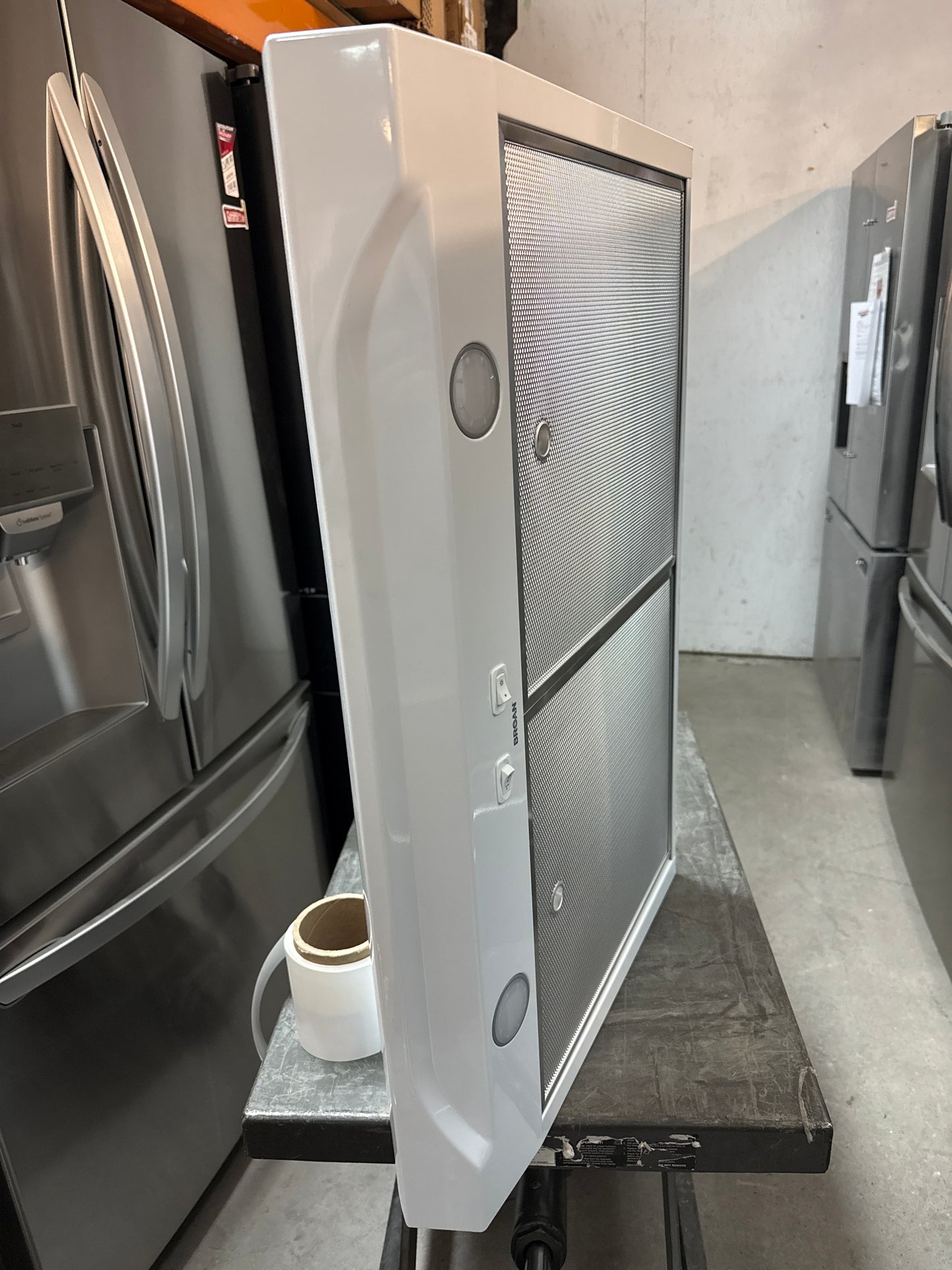 Hotte Standard 30 Po. Model# ALT1303WW BROAN