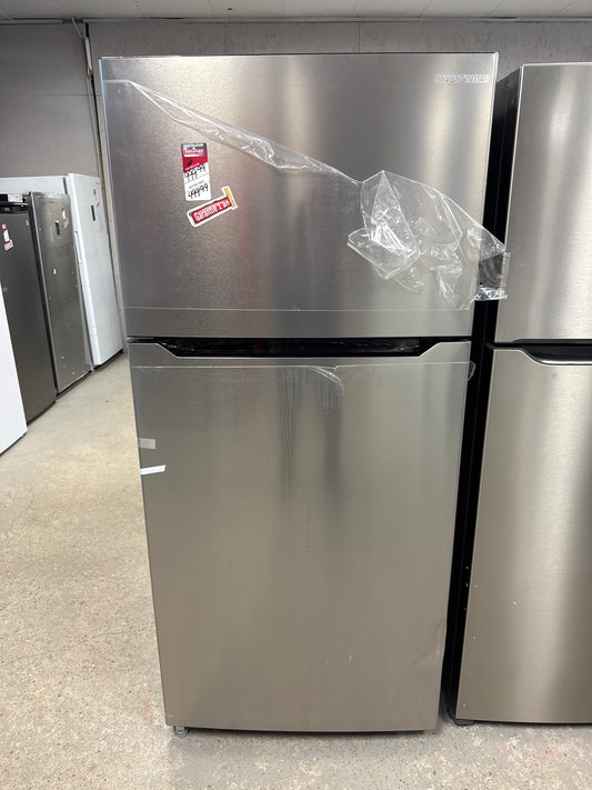 Réfrigérateur à congélateur supérieur de 18 pi³ 30 po à DEL d'Insignia (NS-RTM18SS7) - Inox