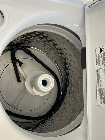 Laveuse à chargement par le haut haute efficacité de 5,2 pi³ de Maytag (MVW5035MW) - Blanc