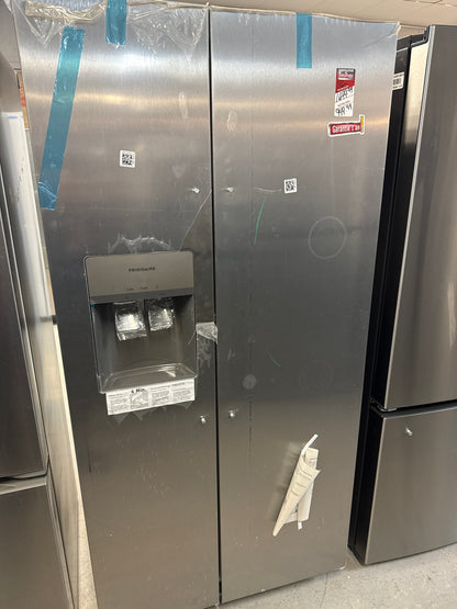 Frigidaire Réfrigérateur côte à côte de 33 po de largeur et de 22,3 pi3 en acier inoxydable - ENERGY STAR® FRSS2323AS
