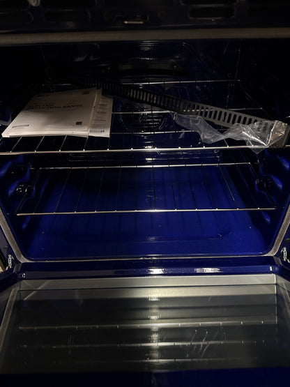 Cuisinière à induction intelligente encastrable avec convection véritable et friture à l'air 6,3 pi³ 30 po de LG (LSIL6334XE) - Inox antiempreinte