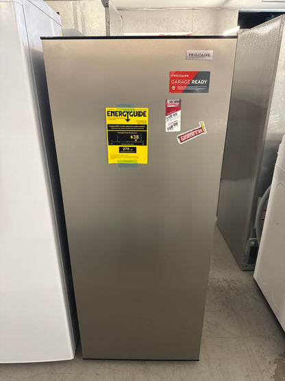 Congélateur vertical convertible de 10 pi³ Frigidaire Efrf1060-6com