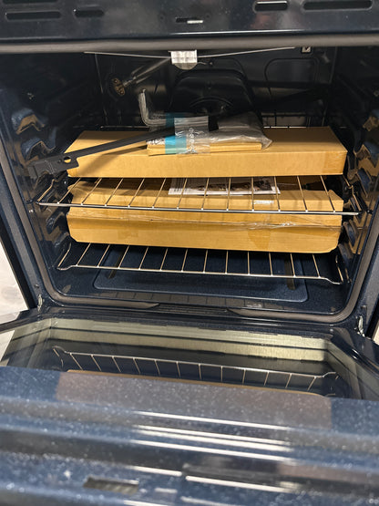 Cuisinière gaz 5 brûl. conv. vent. 6,0 pi³ 30 po Samsung (NX60T8311SS/AA) - Inox