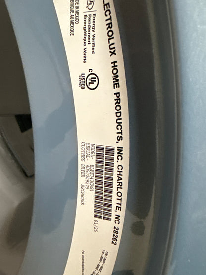 Laveuse ELFW7437AG à vapeur à chargement frontal HE 5,2 pi³/sécheuse ELFE743CAG électrique à vapeur 8 pi³ d'Electrolux - Bleu glacier