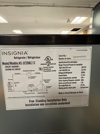 Réfrigérateur de bar autonome de 2,6 pi³ d'Insignia (NS-CF26BL7-C) - Noir