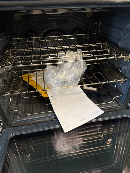 Cuisinière encastrable lisse à four autonettoyant convection avec hotte intégrée de 30 po 6,4 pi3 de KitchenAid KSEG950ESS- Inox