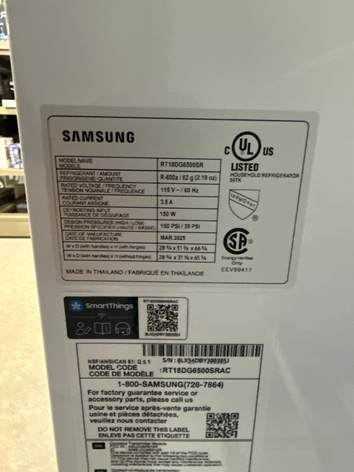 Réfrigérateur à congélateur supérieur 30 po de Samsung avec mode AI Energy (RT18DG6500SRAC) - Inox