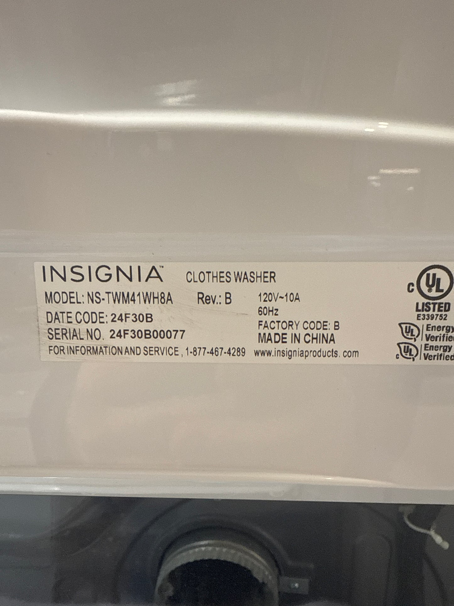 Laveuse à chargement par le haut 4,7 pi³ haute efficacité d'Insignia (NS-TWM41WH8A) - Blanc