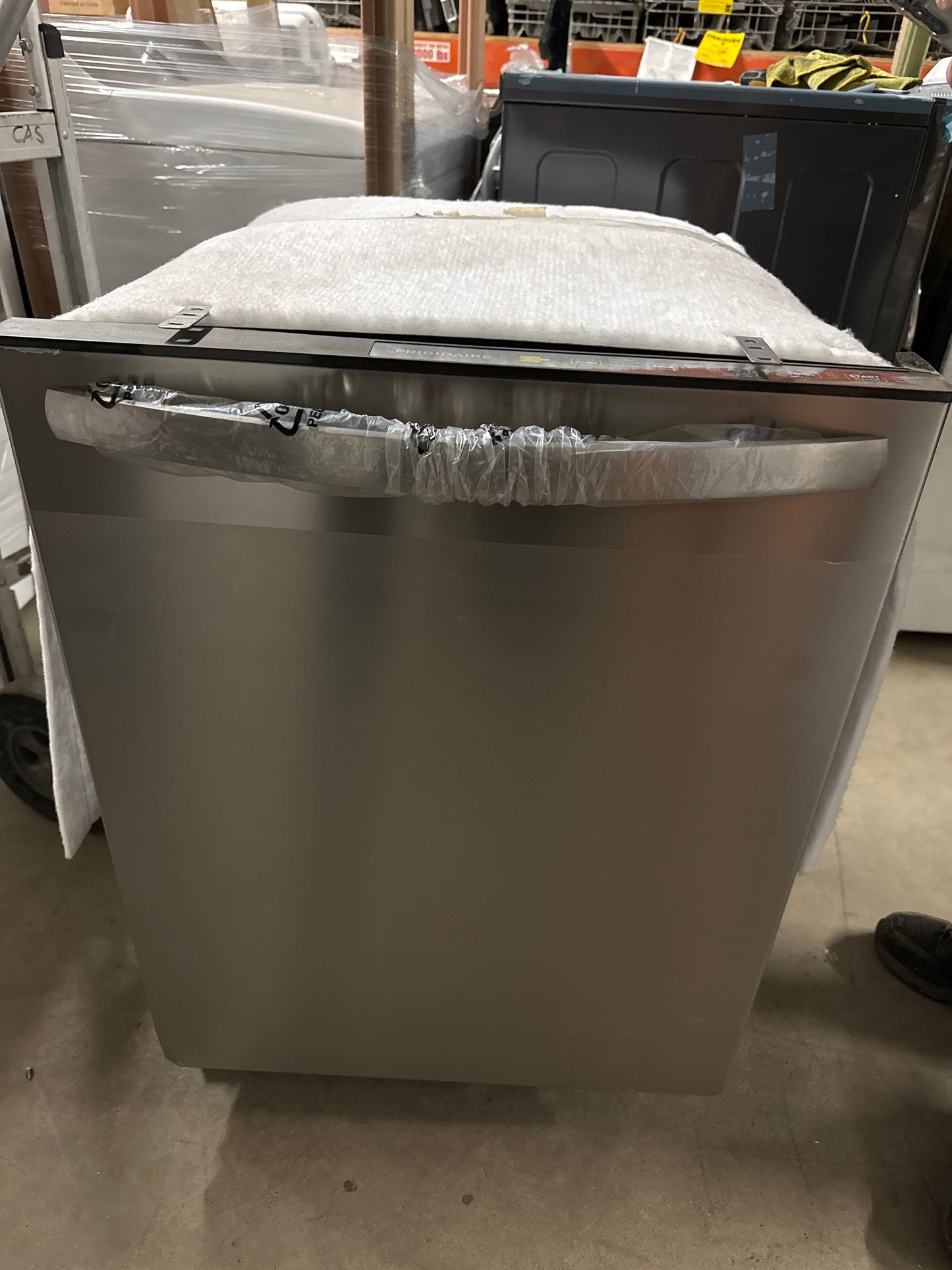 Frigidaire - Lave-vaisselle encastré en acier inoxydable de 24 po avec cycle de désinfection Fplh431laf