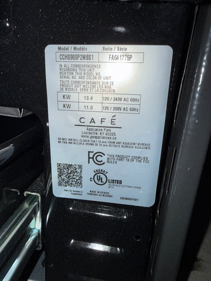 Cuisinière induction encastrable 5 éléments four convection 5,7 pi³ 30 po Café (CCHS900P2MS1) - Inox