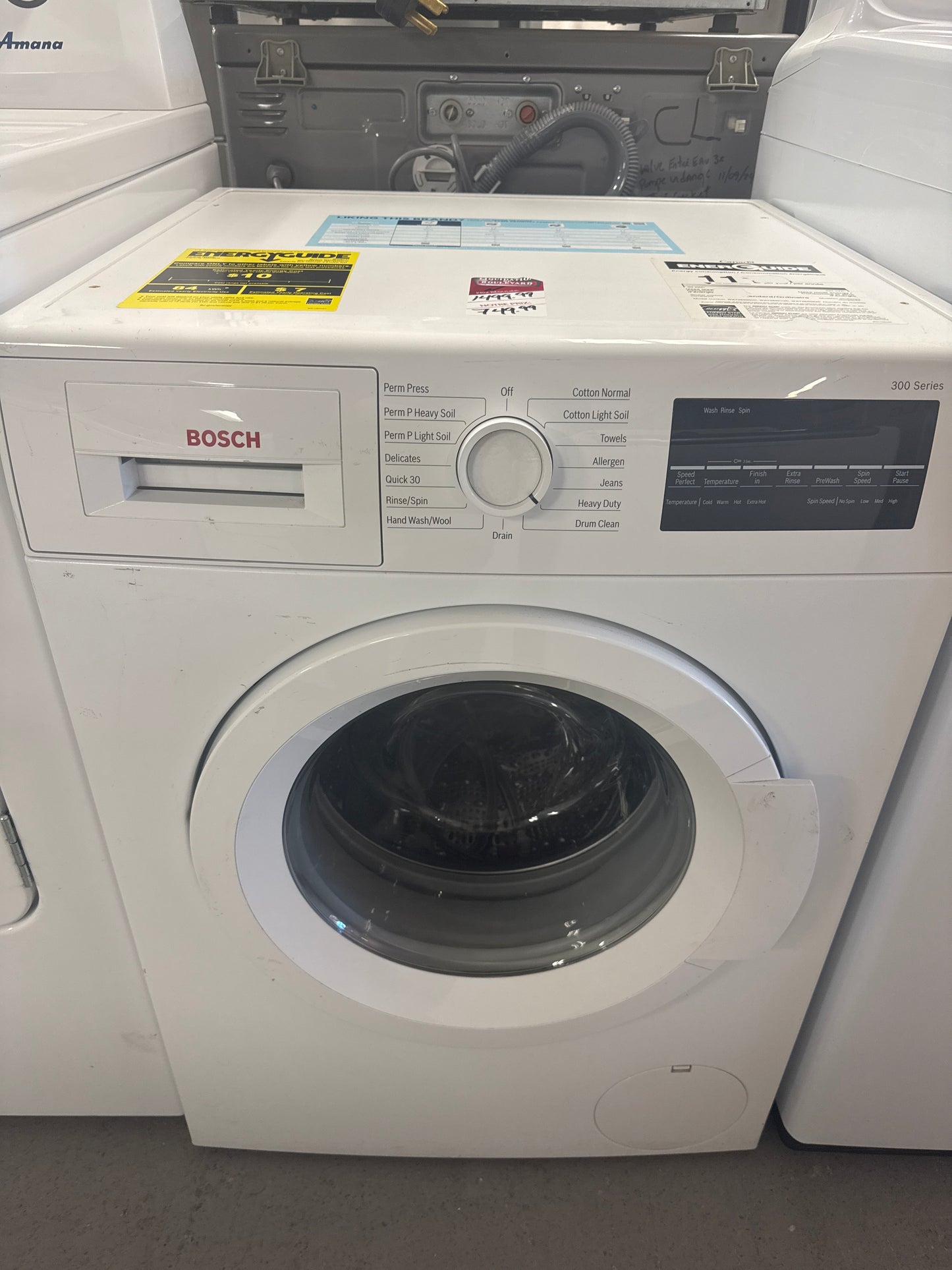 Laveuse à charg. frontal HE de 2,2 pi³ avec option SpeedPerfect de Bosch - Blanc - WAT28400UC