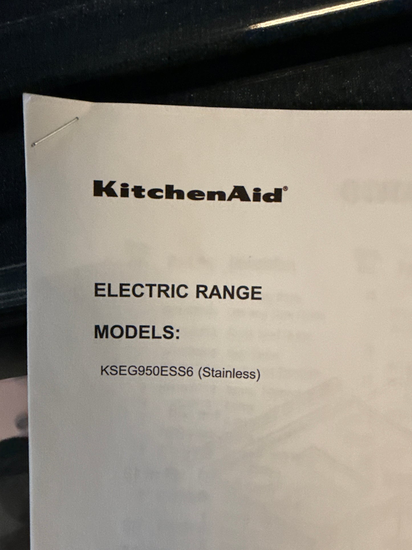 Cuisinière encastrable lisse à four autonettoyant convection avec hotte intégrée de 30 po 6,4 pi3 de KitchenAid KSEG950ESS- Inox