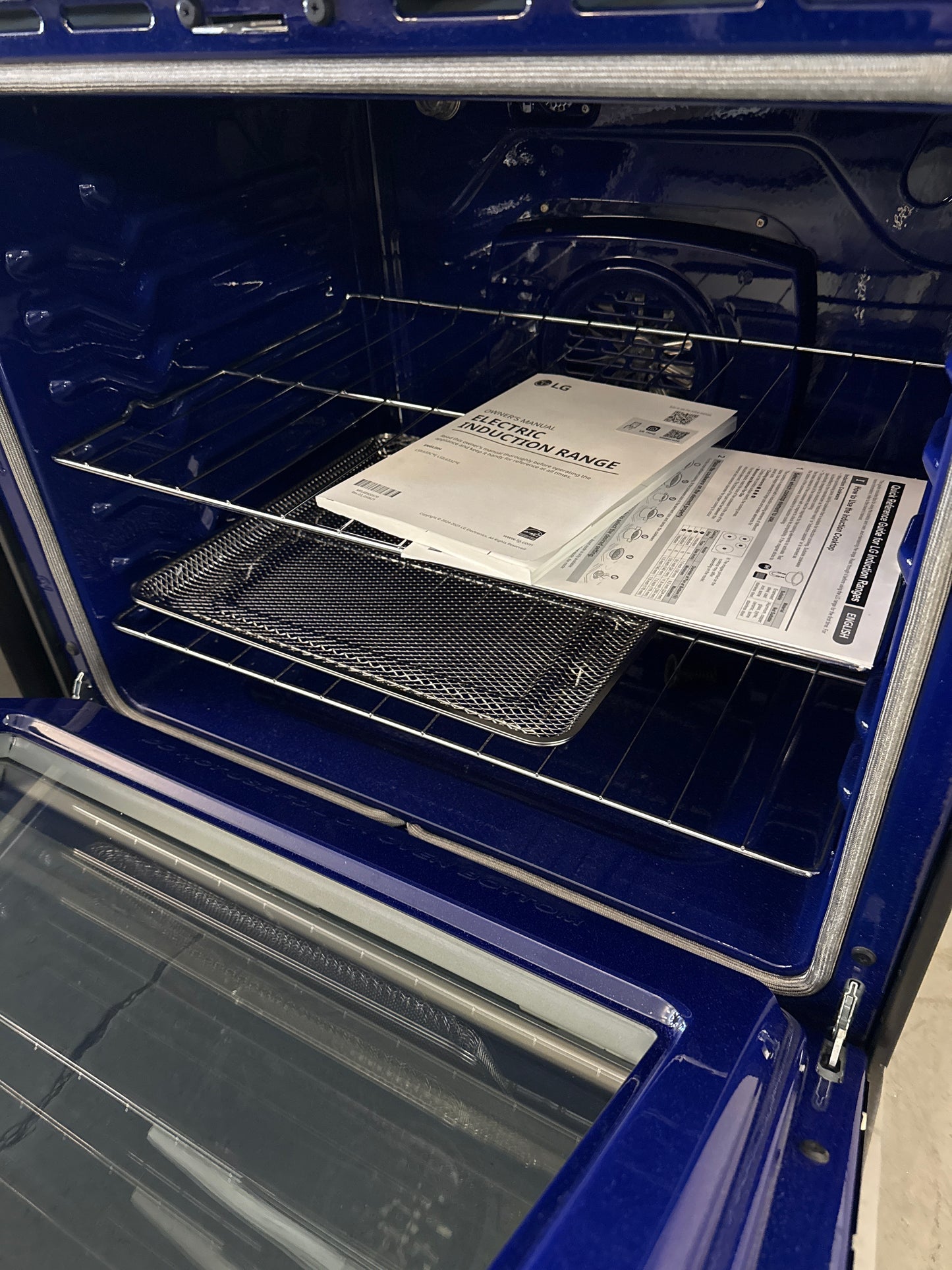 LG - Cuisinière à induction de 30 po à glissière de 6,3 picu avec convection véritable en acier inoxydable Lsil6332fe
