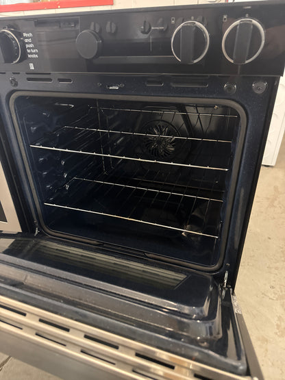 Cuisinière électrique encastrable à 5 éléments avec convection véritable 6,3 pi³ 30 po de Samsung (NSE6DG8700SRAC) - Acier inoxydable