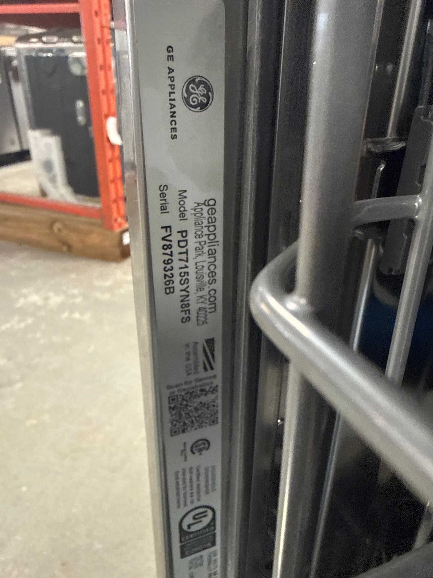 Lave-vaisselle encastré GE Profile 24 po 45 dB acier inoxydable ENERGY STAR® PDT715SYNFS