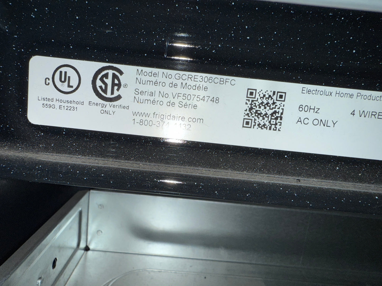 Cuisinière électrique autonome à 5 éléments de 5,3 pi³ et 30 po Gallery de Frigidaire (GCRE306CBF) - Inox