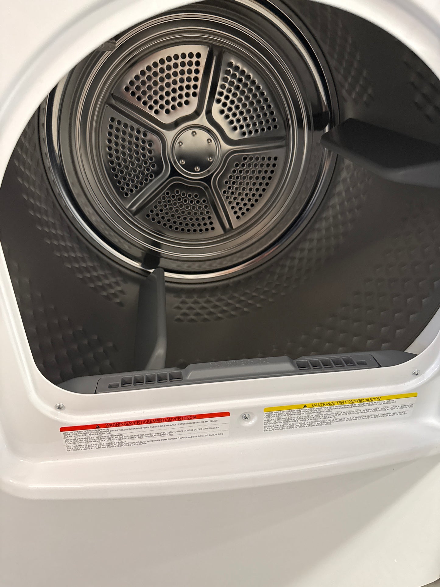 Ensemble Laveuse À Chargement Par Le Haut De 4,7 Pi³ + Sécheuse De 6,7 Pi³ Blanche Midea ( MLV47C3AWW / MLE47C3AWW )