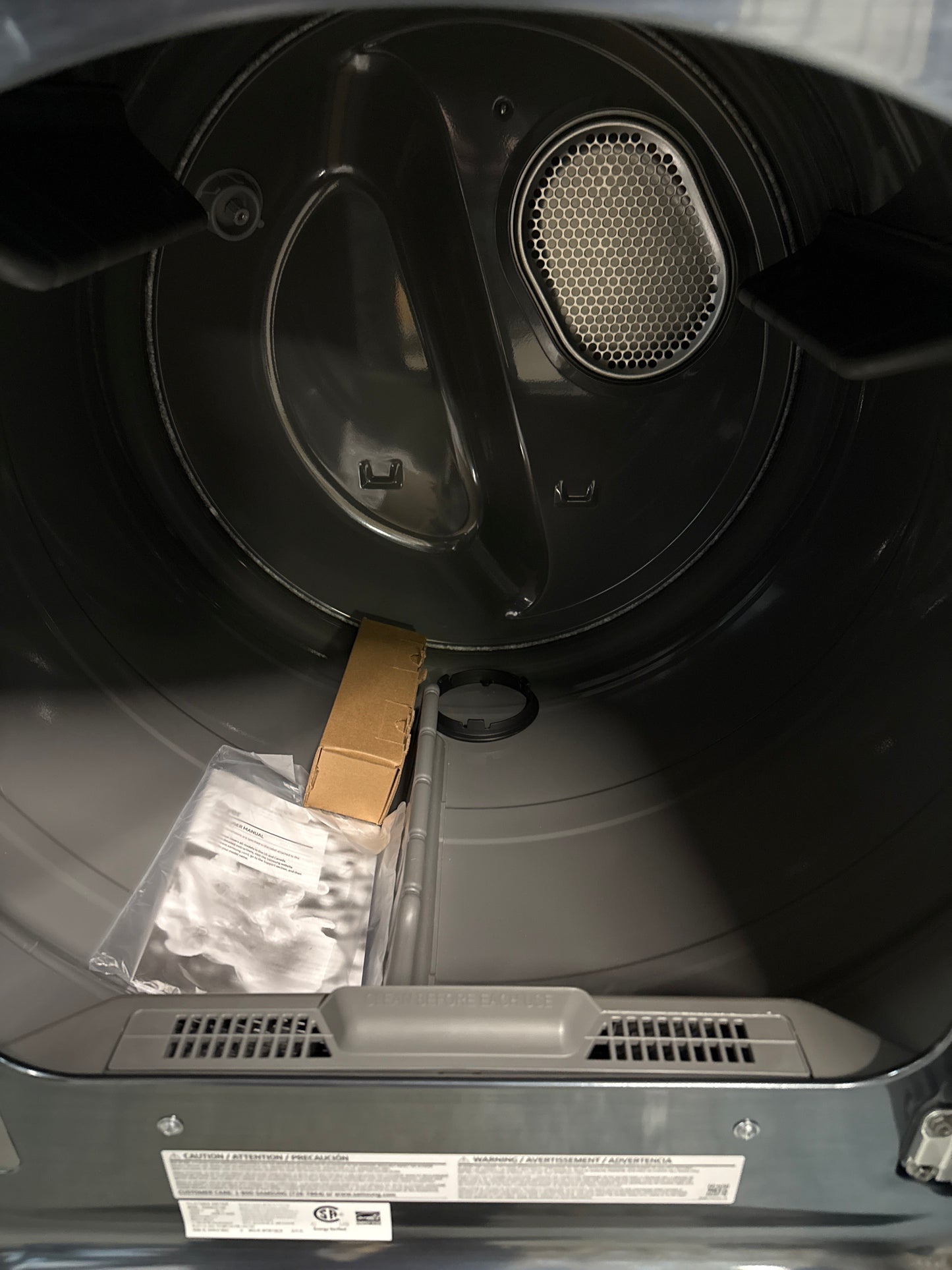 Sécheuse électrique à vapeur de 7,4 pi³ de Samsung (DVE54CG7155DAC) - Bleu marine