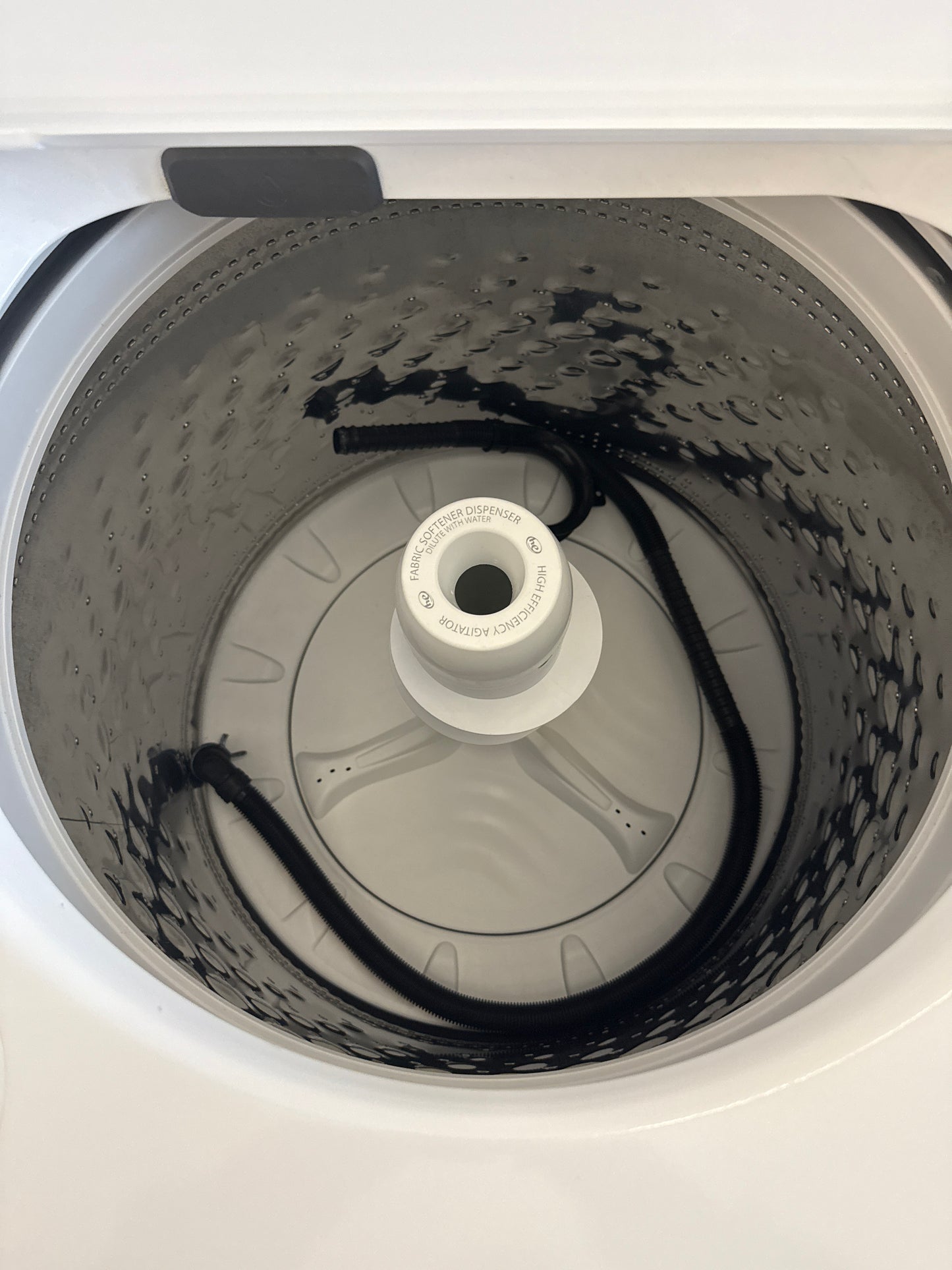 Laveuse à chargement par haut HE 5,2pi³ Whirlpool (WTW5015LW) - Blanc