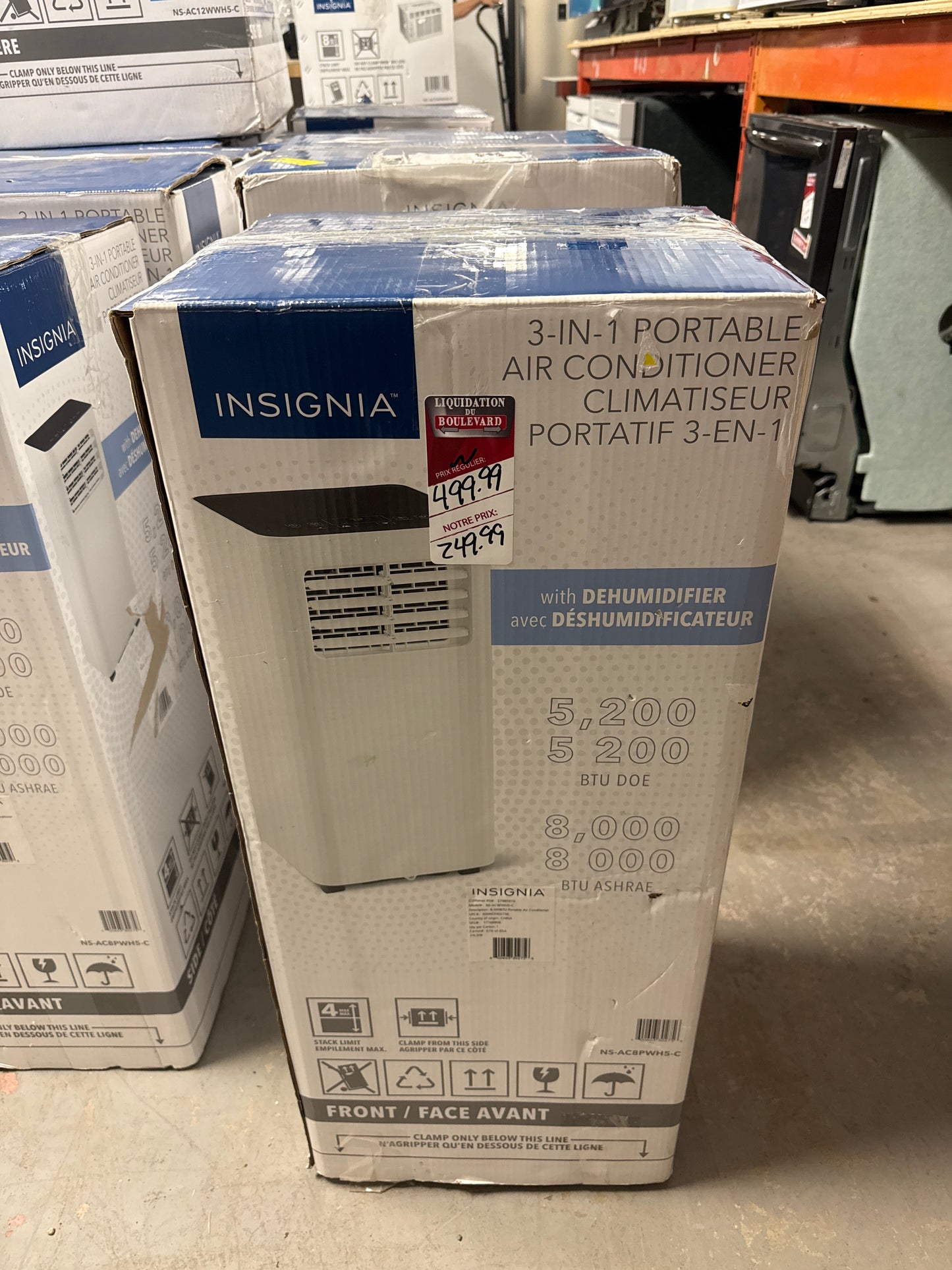 Climatiseur portatif d'Insignia - 8000 BTU (SACC 5200 BTU) - Blanc/Noir NS-AC8PWH5-C