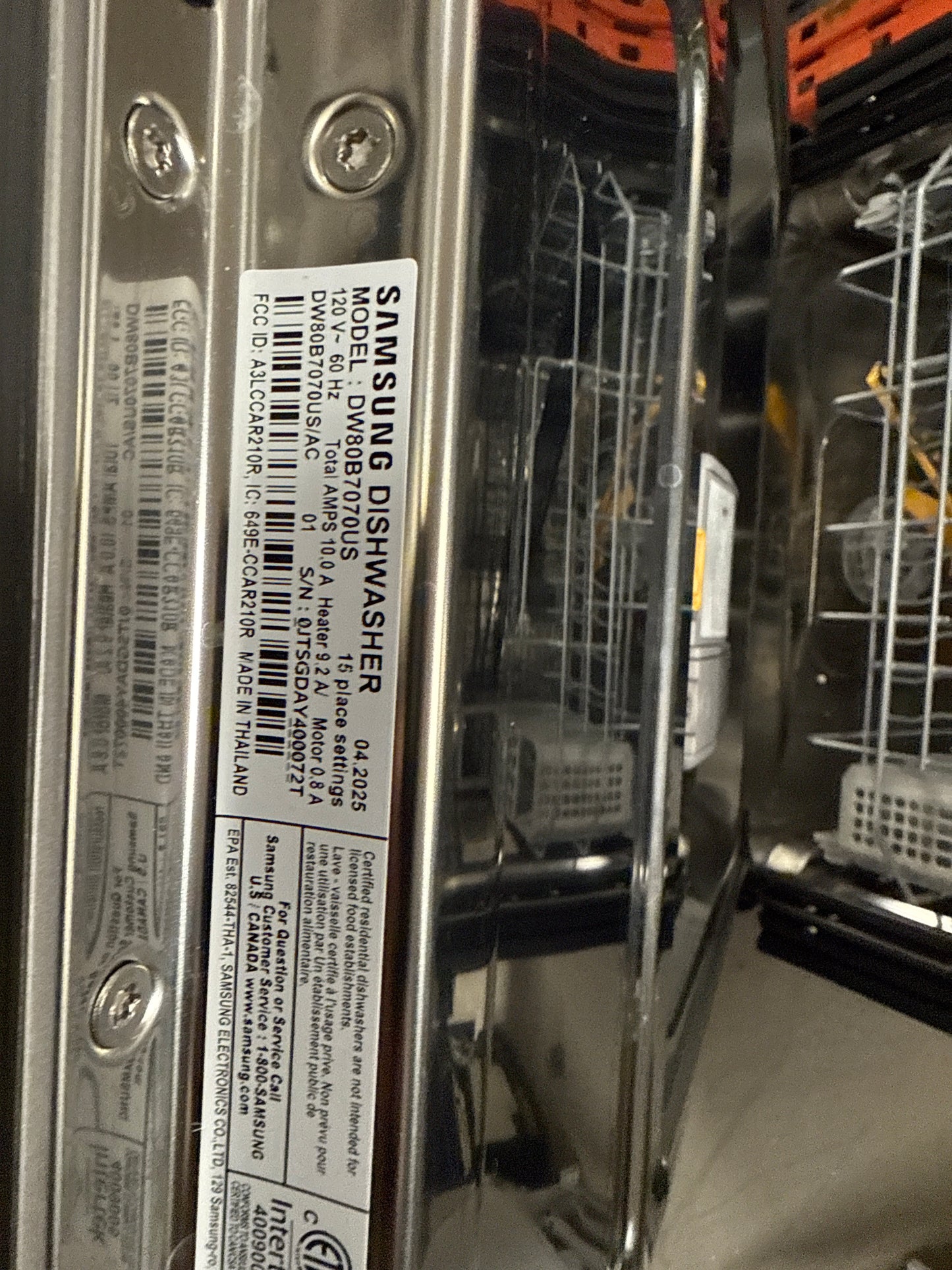 Lave-vaisselle encastrable de 24 po de 42 dB avec troisième panier de Samsung (DW80B7070US/AC) - Acier inoxydable