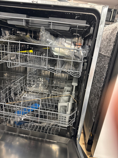 Lave-vaisselle encastrable 24 po 49dB à cuve en inox/3e panier de Frigidaire (FDSR4501AP) - Prêt pour panneau