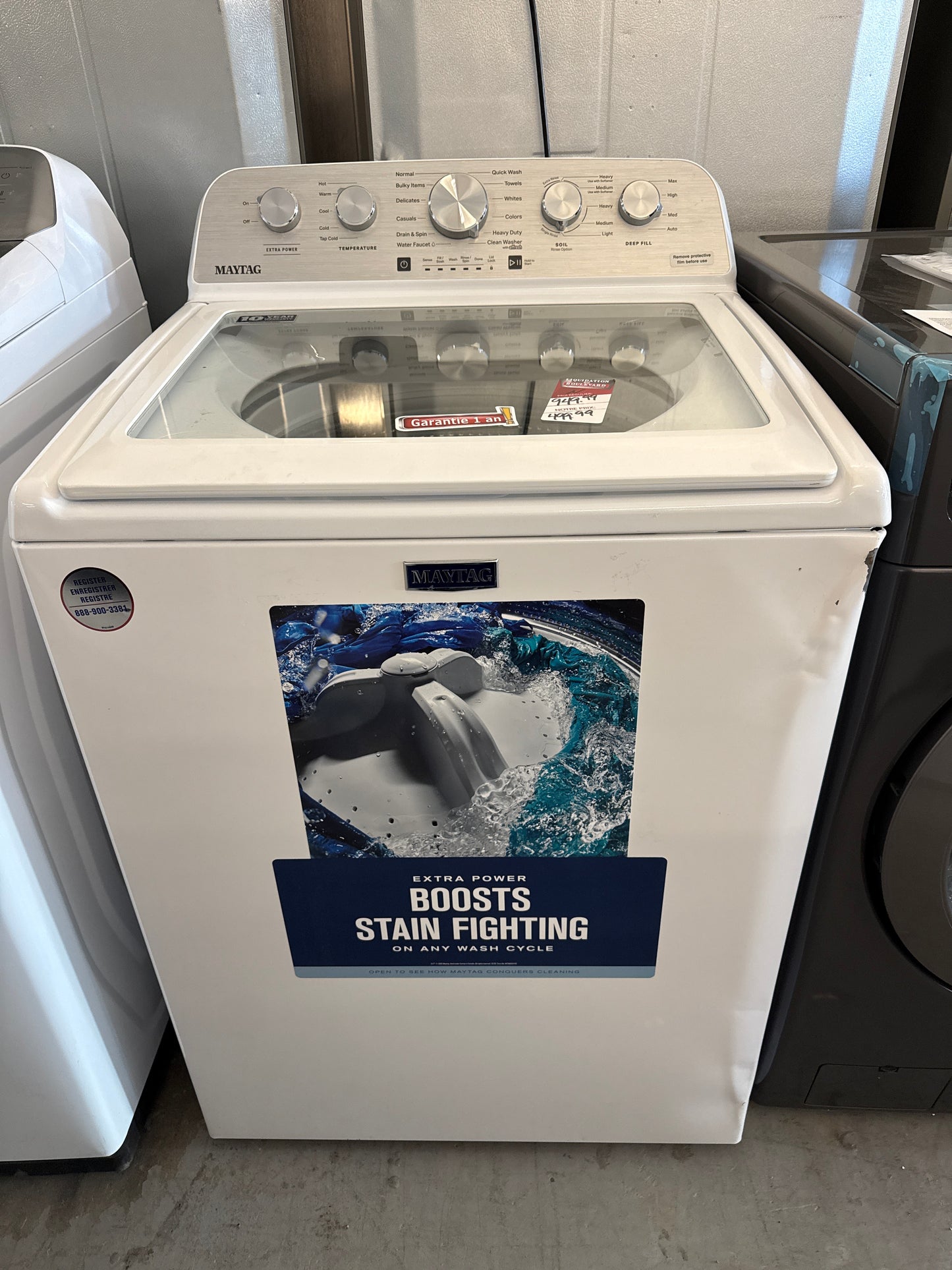 Laveuse à chargement par le haut haute efficacité de 5,5 pi³ de Maytag (MVW5430MW) - Blanc