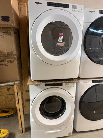 Ensemble Laveuse à chargement frontal de Whirlpool, 5,2 pi³, blanc, haute efficacité WFW5620HW et Séchoir électrique à chargement frontal de 7,4 pi3 en blanc, profondeur du placard YWED5620HW