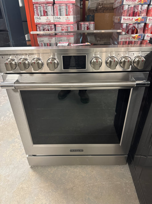 Cuisinière électrique 30 po 6,2 pi³ à convection véritable, 5 éléments, friture à air chaud Pro de Frigidaire (PCFE308CAF) - Inox