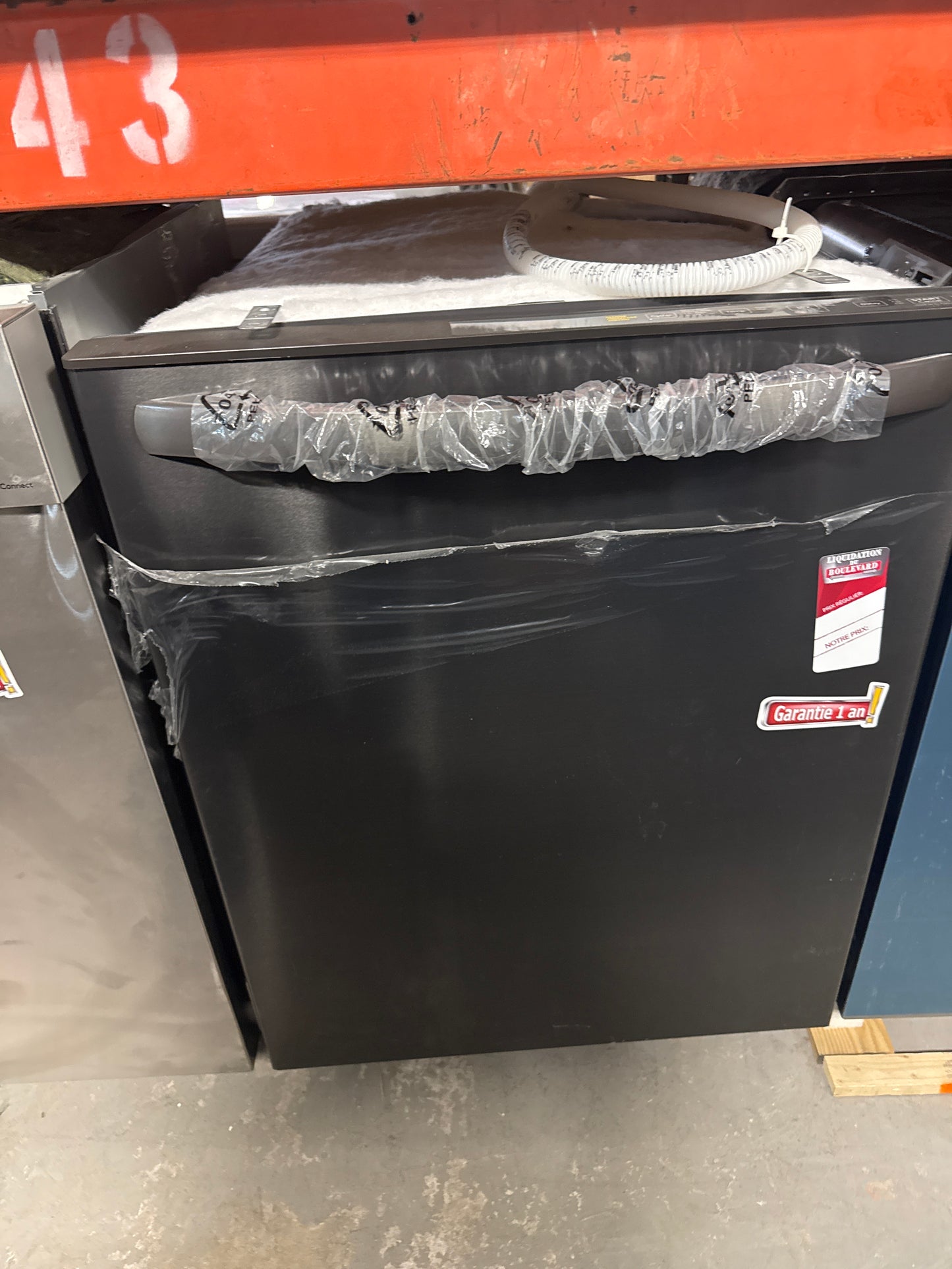 Lave-vaisselle encastrable 24 po 52 dB de Frigidaire (FDPH4316AD)- inox Noire