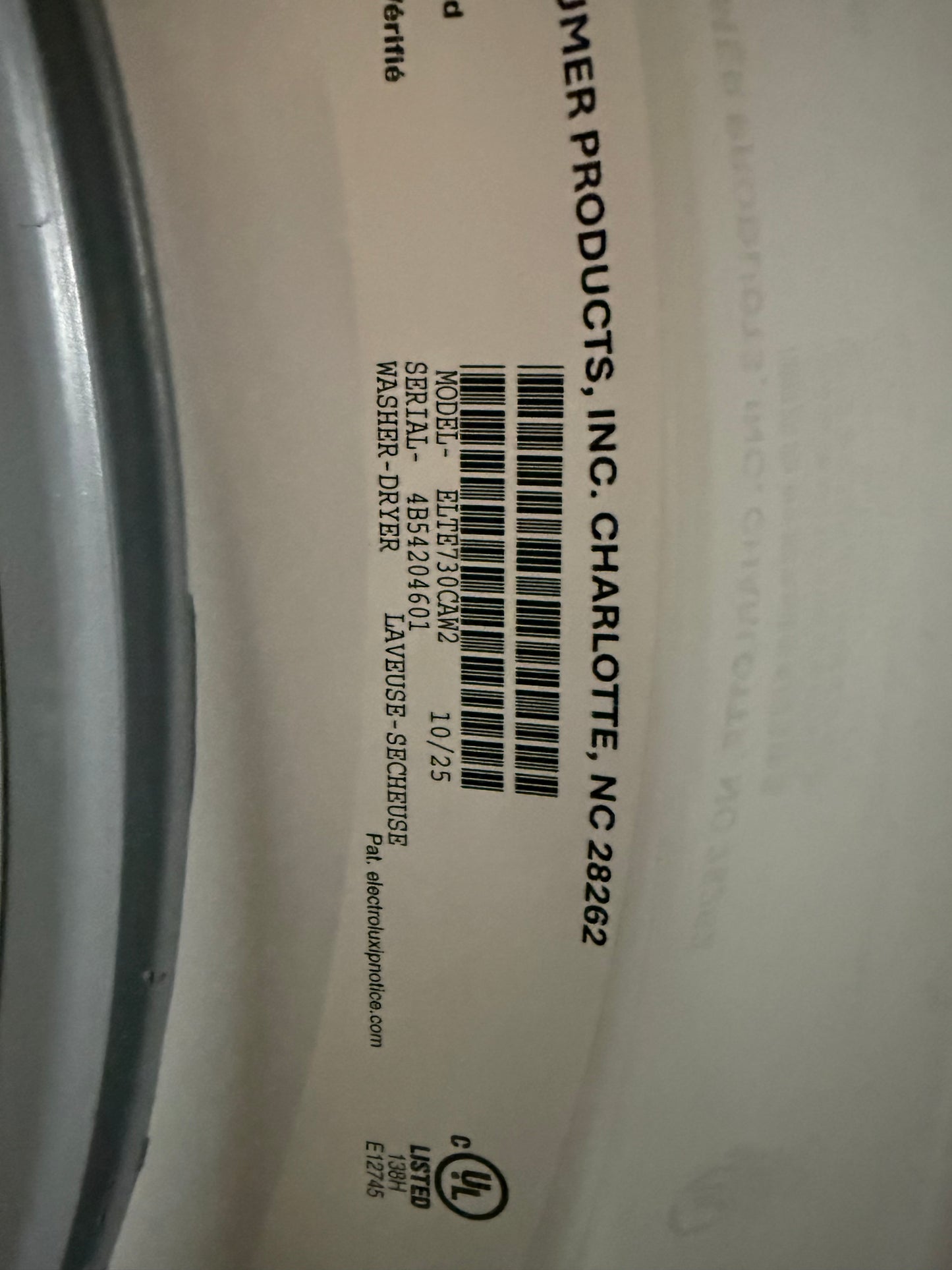 Duo laveuse électrique de 5,1 pi³ et sécheuse de 8 pi³ d'Electrolux (ELTE730CAW) - Blanc