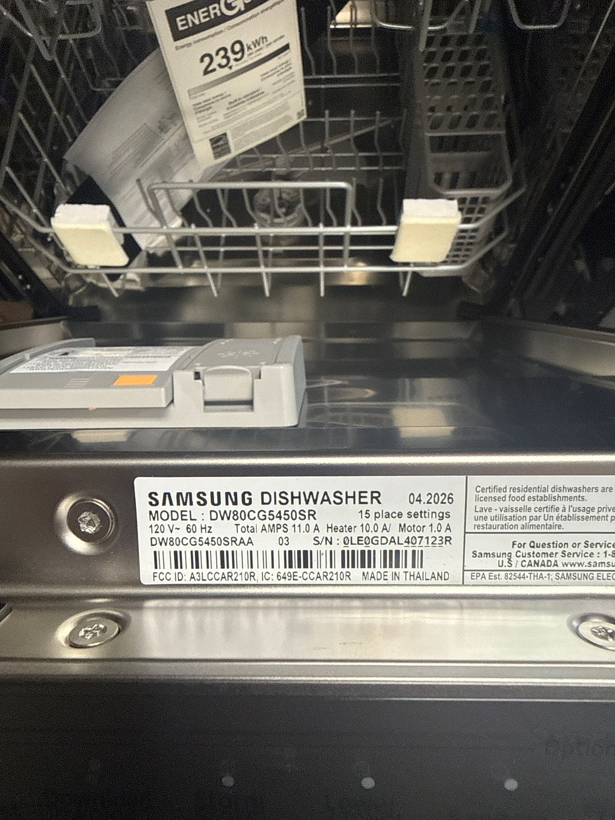 Samsung Lave-vaisselle encastré de 24 pouces avec commande en haut et 3ème tiroir en acier inoxydable, 46 dBA - ENERGY STAR® DW80CG5450SR