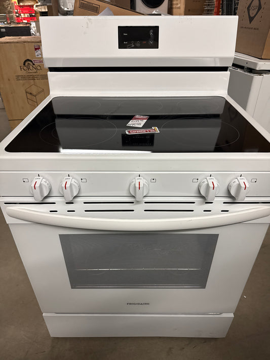 Cuisinière électrique autonome à 5 éléments de 5,3 pi³ et 30 po de Frigidaire (FCRE305CBW) -Blanc