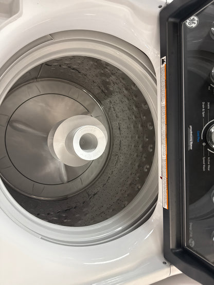 GE Laveuse à chargement par le haut de 4,9 pi³, blanc GTW491BMRWS