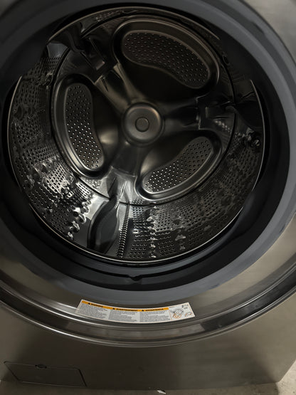 LG 5,2 cu. Laveuse à chargement frontal à très grande capacité en acier graphite avec technologie 6Motion Wm3400cv