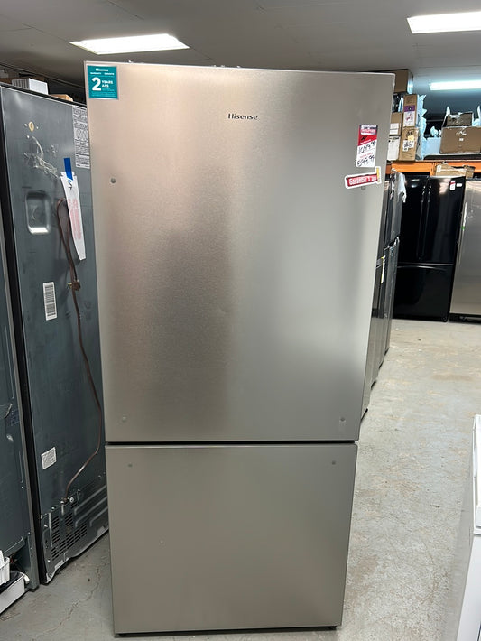 Réfrigérateur à congélateur en bas 17.2 pi3 Hisense RB17A2CSE