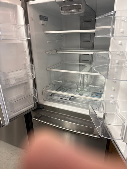 Réfrigérateur deux portes 20 pi³ 30 po avec éclairage DEL de Maytag (MFB2055FRZ) - Acier inoxydable