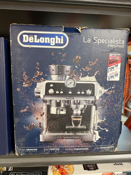 De'Longhi La Specialista EC9335M Machine à expresso avec broyeur à capteur, double système de chauffage, système avancé de latte et bec verseur d'eau chaude pour café ou thé Americano en acier