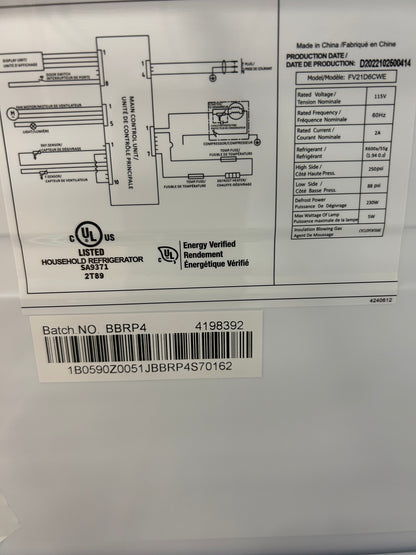 Congélateur vertical 21.2 pi3 Hisense FV21D6AWE