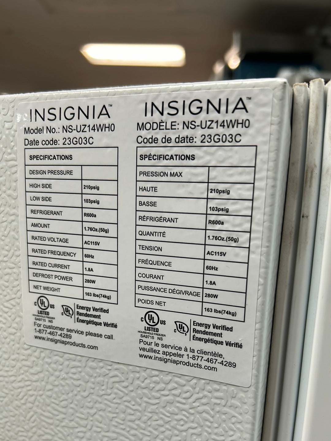 Réfrigérateur/congélateur vertical convertible sans givre 13,8 pi³ d'Insignia (NS-UZ14WH0) - Blanc