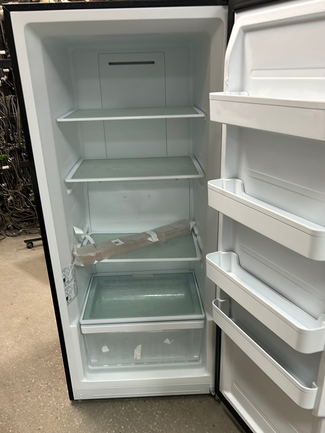 Réfrigérateur/congélateur vertical convertible sans givre 13,8 pi³ d'Insignia (NS-UZ14SS0) - Inox