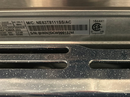 Cuisinière élect. encastrable four autonettoy. 5 éléments 6,3 pi³ 30 po Samsung (NE63T8111SS) - Inox