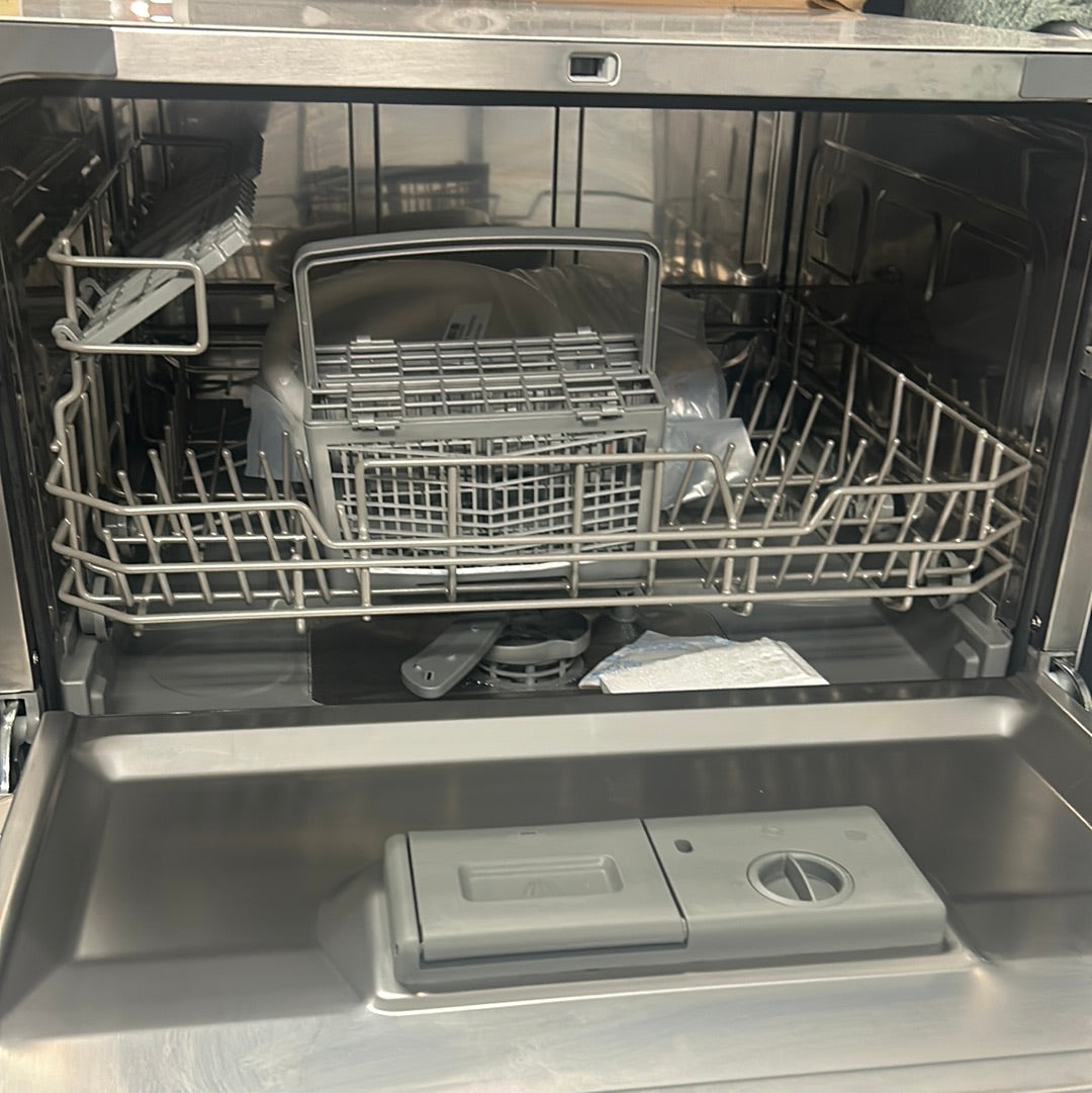 Lave-vaisselle portatif 54 dB 22 po de Danby à cuve en acier inoxydable (DDW631SDB) - Inox-argenté