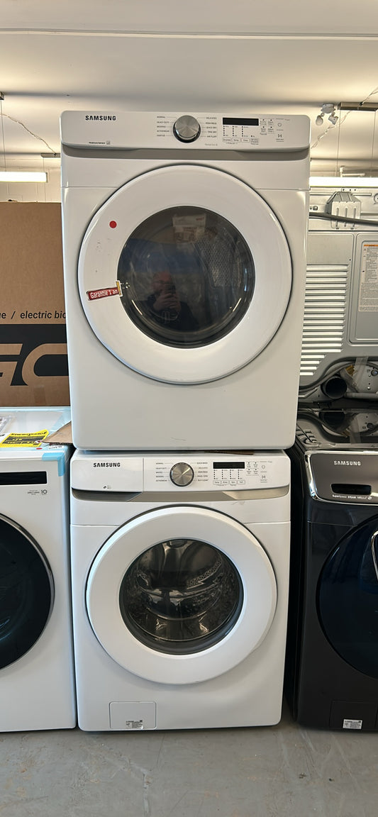 Laveuse WF45T6000AW chargement frontal haute efficacité 5,2 pi³/sécheuse DVE45T6005W électrique 7,5 pi³ de Samsung - Blanc