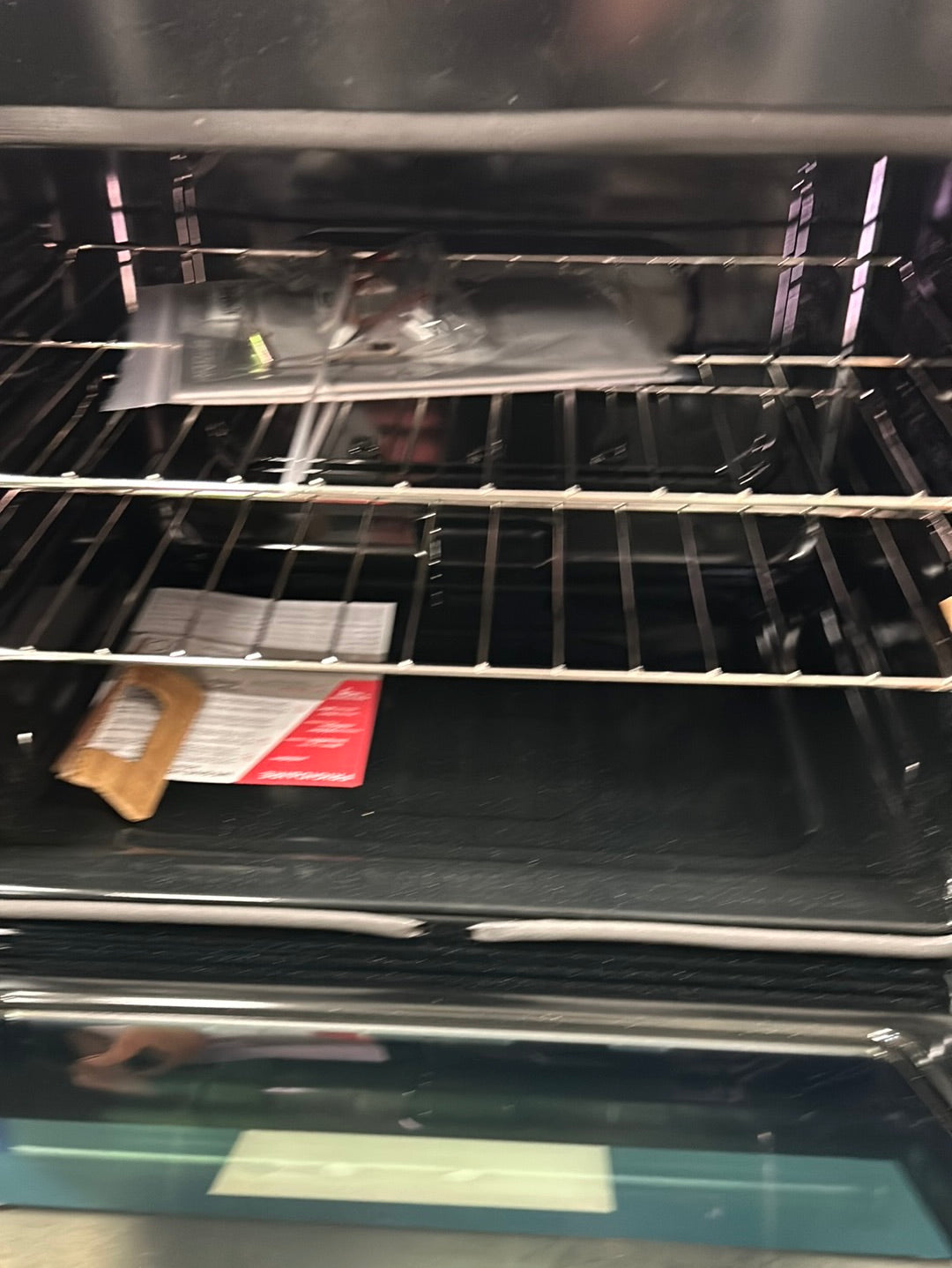 Cuisinière électrique autonome à 5 éléments de 5,3 pi³ 30 po de Frigidaire (FCRE306CAS) - Inox